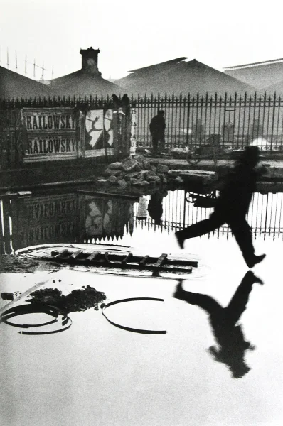 Henri Cartier-Bresson - Behind the Gare Saint Lazare - Pont de l'Europe - Paris (1932)